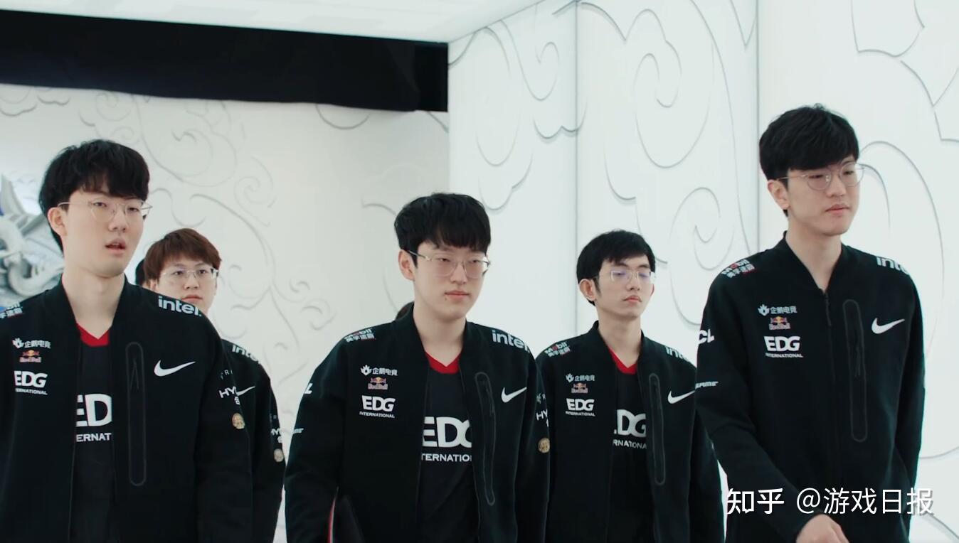 战略调整 战略调整